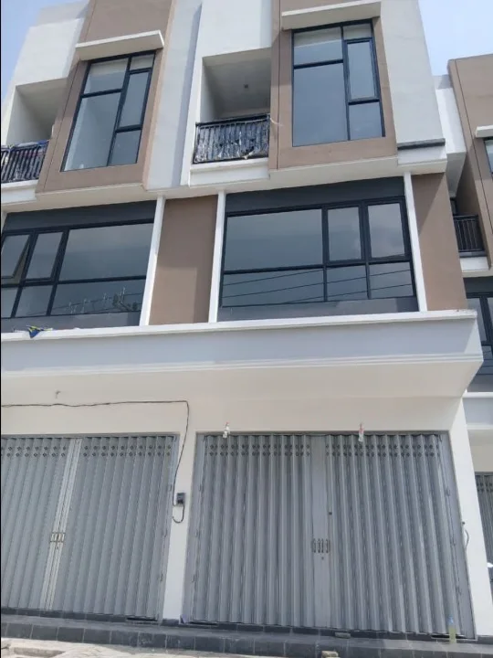 Jual Ruko 3 Lantai Baru Startegis dan Murah Mojoklangru Kidul Surabaya - Image 1