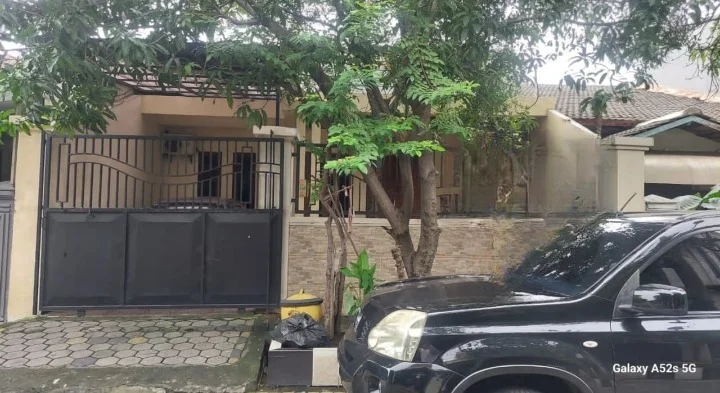 Jual & Sewa Rumah 1,5 Lantai Murah Strategis Baratajaya Surabaya Timur