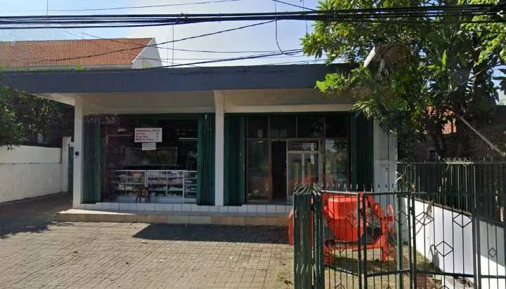Disewakan Bangunan Komersial Strategis di Raya Lidah Wetan Surabaya Barat