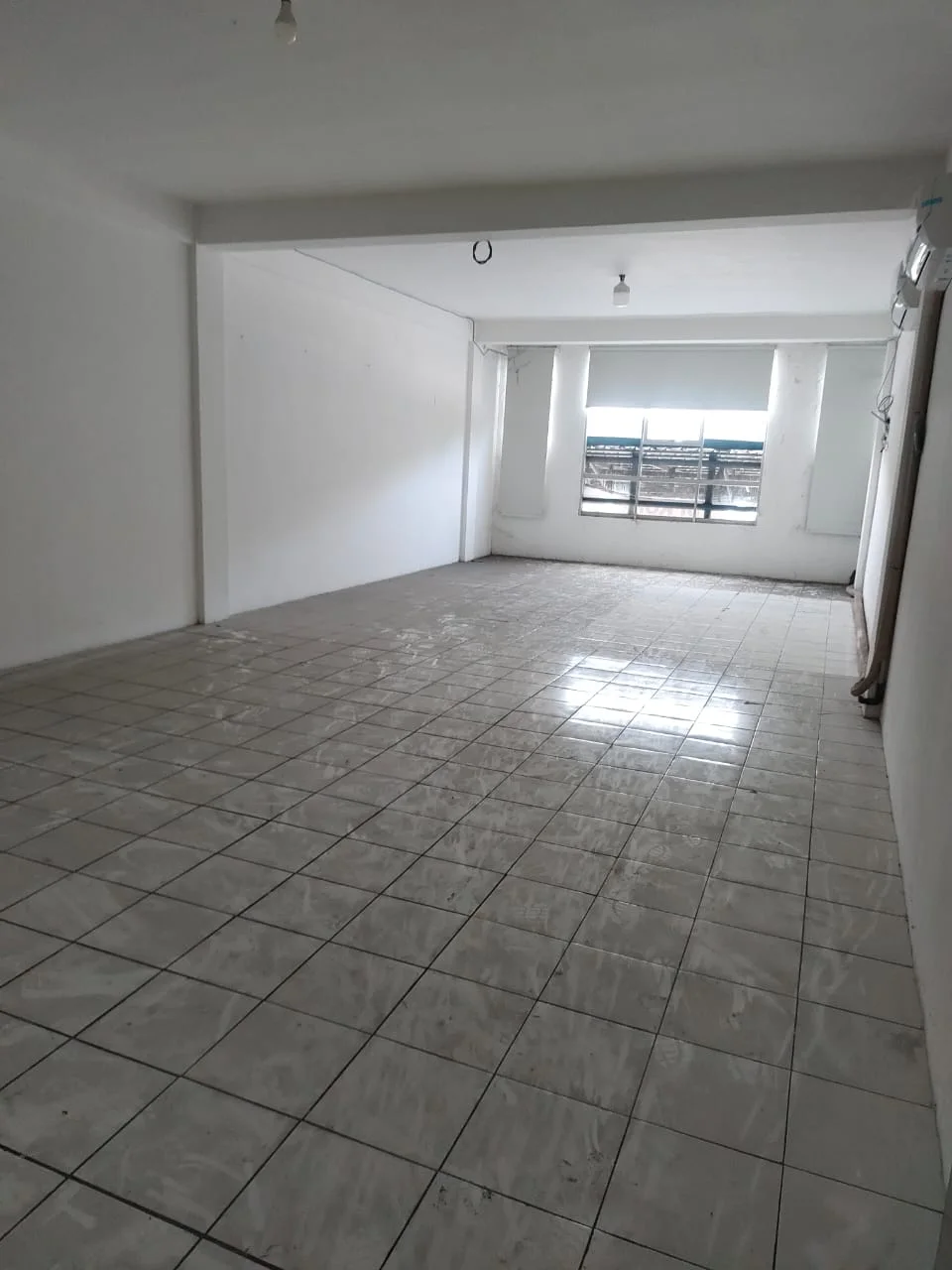 Disewakan Ruko Murah Strategis di Raya Kenjeran Surabaya Timur - Thumbnail 8