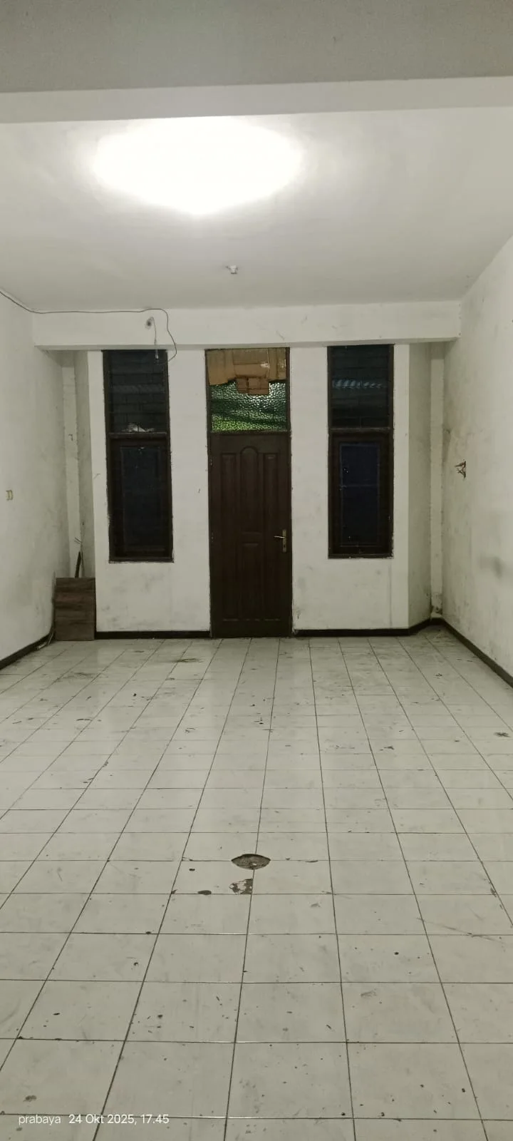 Jual Ruko 3 Lantai Strategis Murah Putro Agung Wetan Kenjeran Palace Surabaya - Thumbnail 4