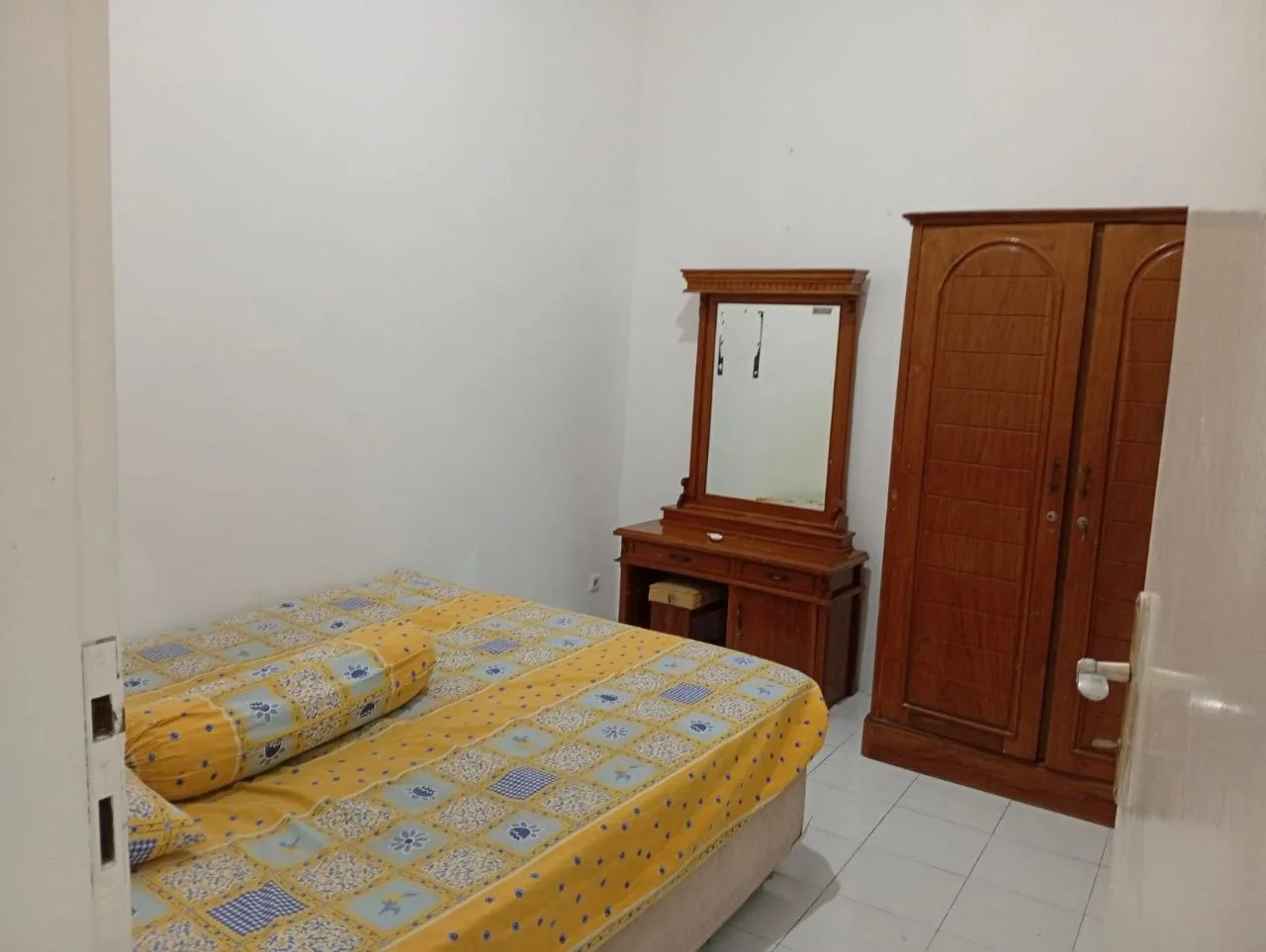 Disewakan Rumah Siap Huni Cocok untuk Mahasiswa di Bukit Palma Surabaya Barat - Thumbnail 4