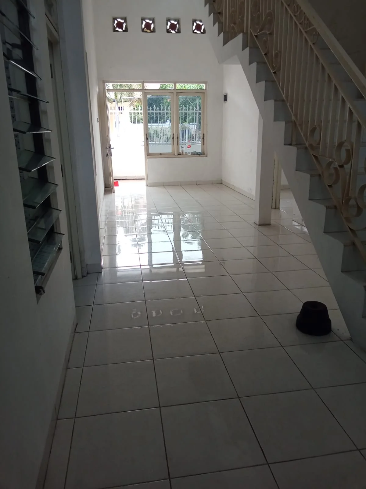 DIJual / Disewakan Rumah 2 Lantai Siap Huni di Pondok Benowo Indah, Surabaya Barat