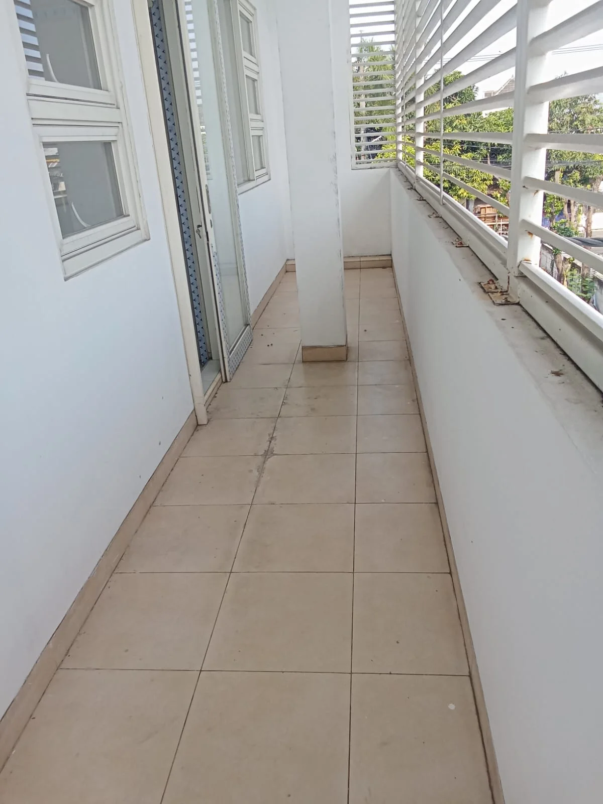 Dijual/Disewakan Rumah 2 Lantai Siap Huni di Pondok Benowo Indah, Surabaya Barat - Thumbnail 7
