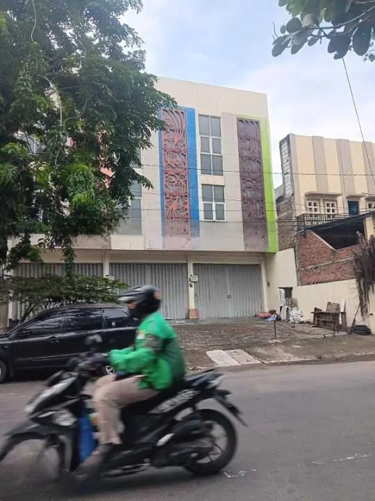 Dijual/Disewakan Ruko Jejer Cocok Untuk Usaha di Raya Tambaksari Surabaya Timur - Image 1
