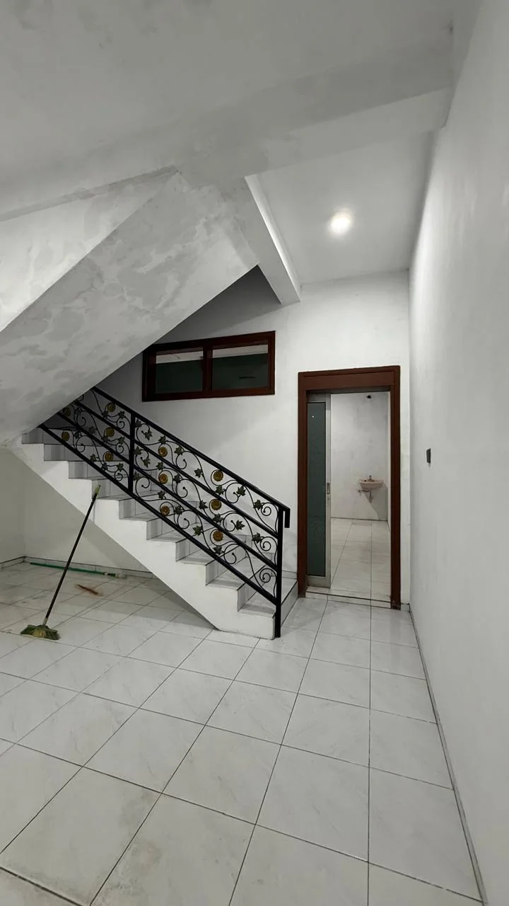 Jual Ruko 2 Lantai Permata Jingga Lokasi Komersial Strategis Malang - Thumbnail 3