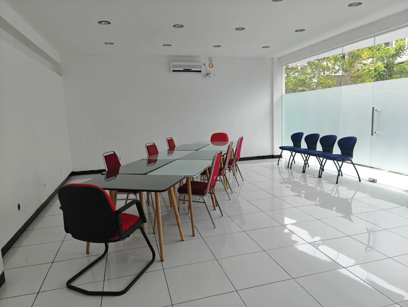 Dijual/Disewakan PUTAT Office Building 48 Ruang Usaha / Kantor Putat Indah Timur – Surabaya Barat - Thumbnail 3