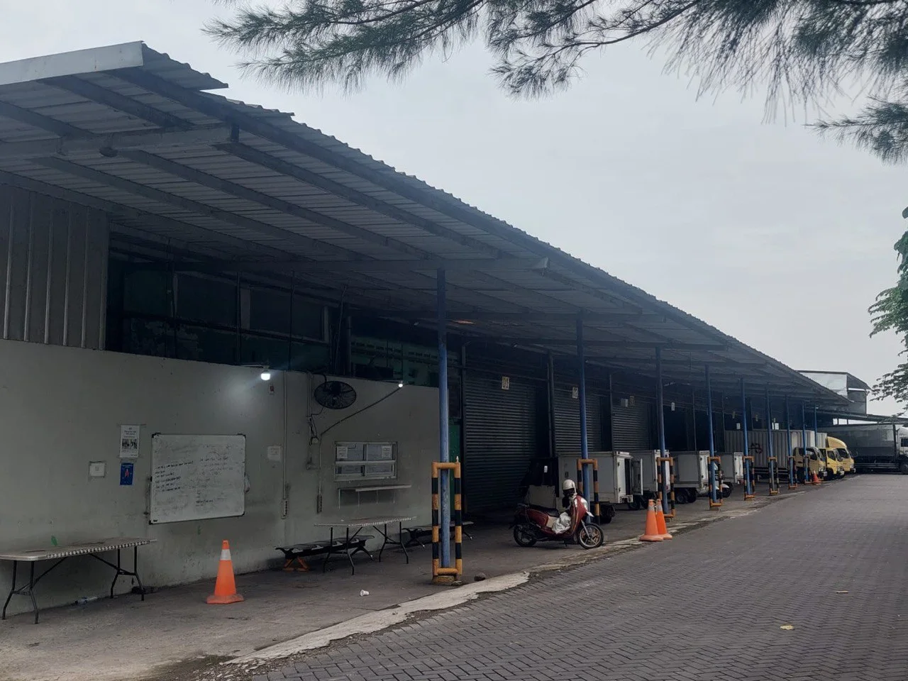 Disewakan Gudang Luas Lokasi Strategis di Gedangan Sidoarjo - Thumbnail 8