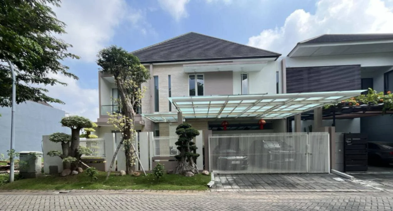 LELANG Rumah Elite SHM Pakuwon Indah Imperial Golf Surabaya Barat – Akses Premium Kawasan Prestisius