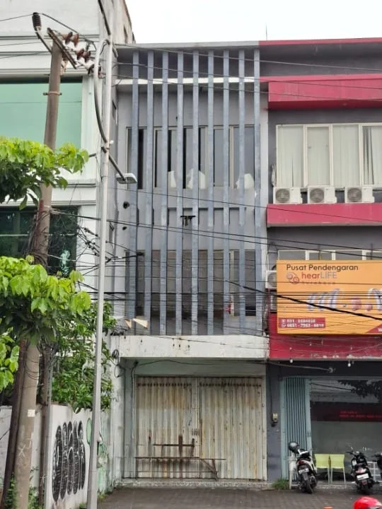 DiJual Ruko 3 Lantai Siap Huni , Lokasi Strategis , Jalan Bogowonto , Surabaya Selatan