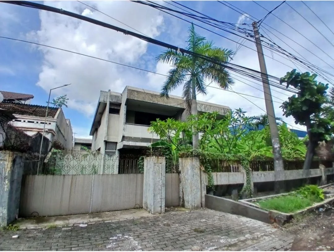 Dijual Runah Strategis nol jalan Raya Kendang Sari Surabaya Selatan