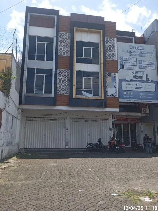 Jual Ruko 3 Lantai Dharmahusada Lokasi Strategis Surabaya Timur
