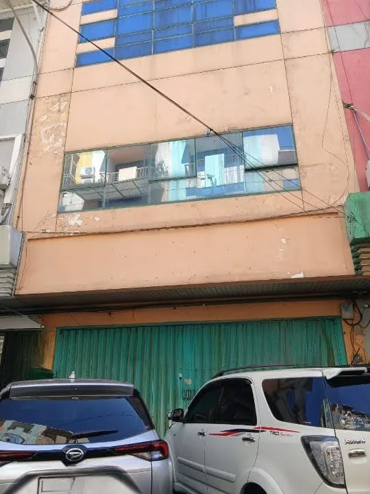 Dijual murah ruko lokasi strategis siap pakai di Darmo Galeria, Mayjend Sungkono, Surabaya Barat