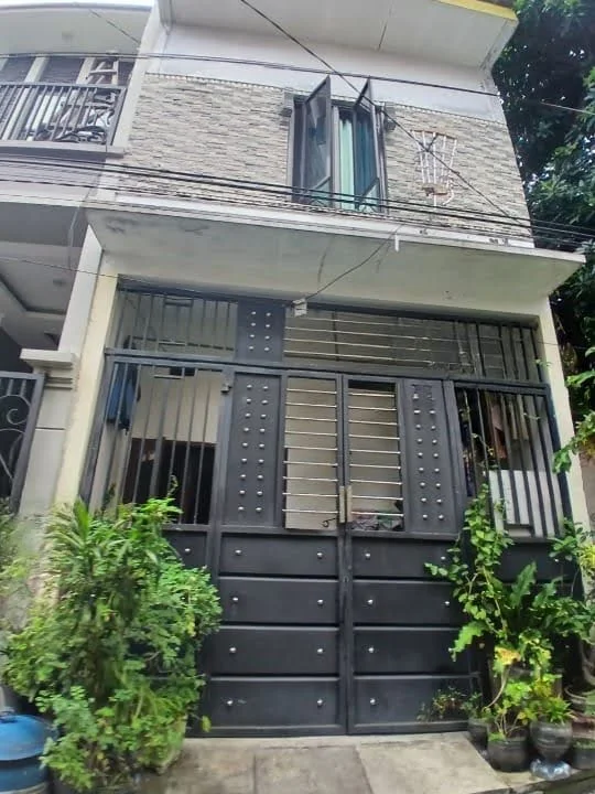 Dijual rumah siap huni di Sidotopo Wetan, Surabaya Utara
