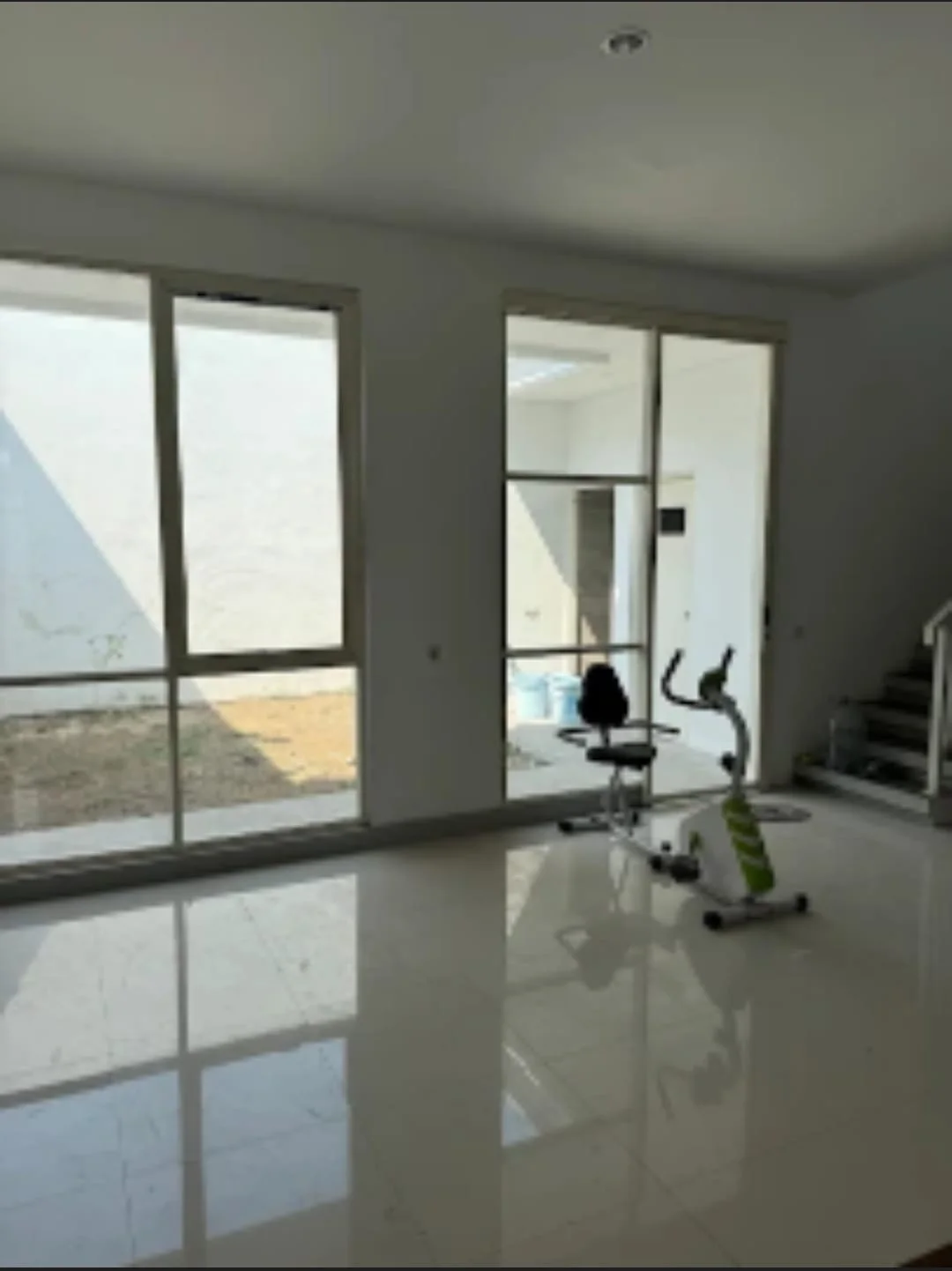 Jual Rumah 2 Lantai Semi Furnish Murah 2 M an Strategis Tenggilis Mejoyo Selatan Surabaya - Thumbnail 6
