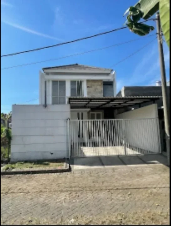 Jual Rumah Murah 2 M an 2 Lantai Semi Furnsh Tenggilis Mejoyo Selatan Surabaya