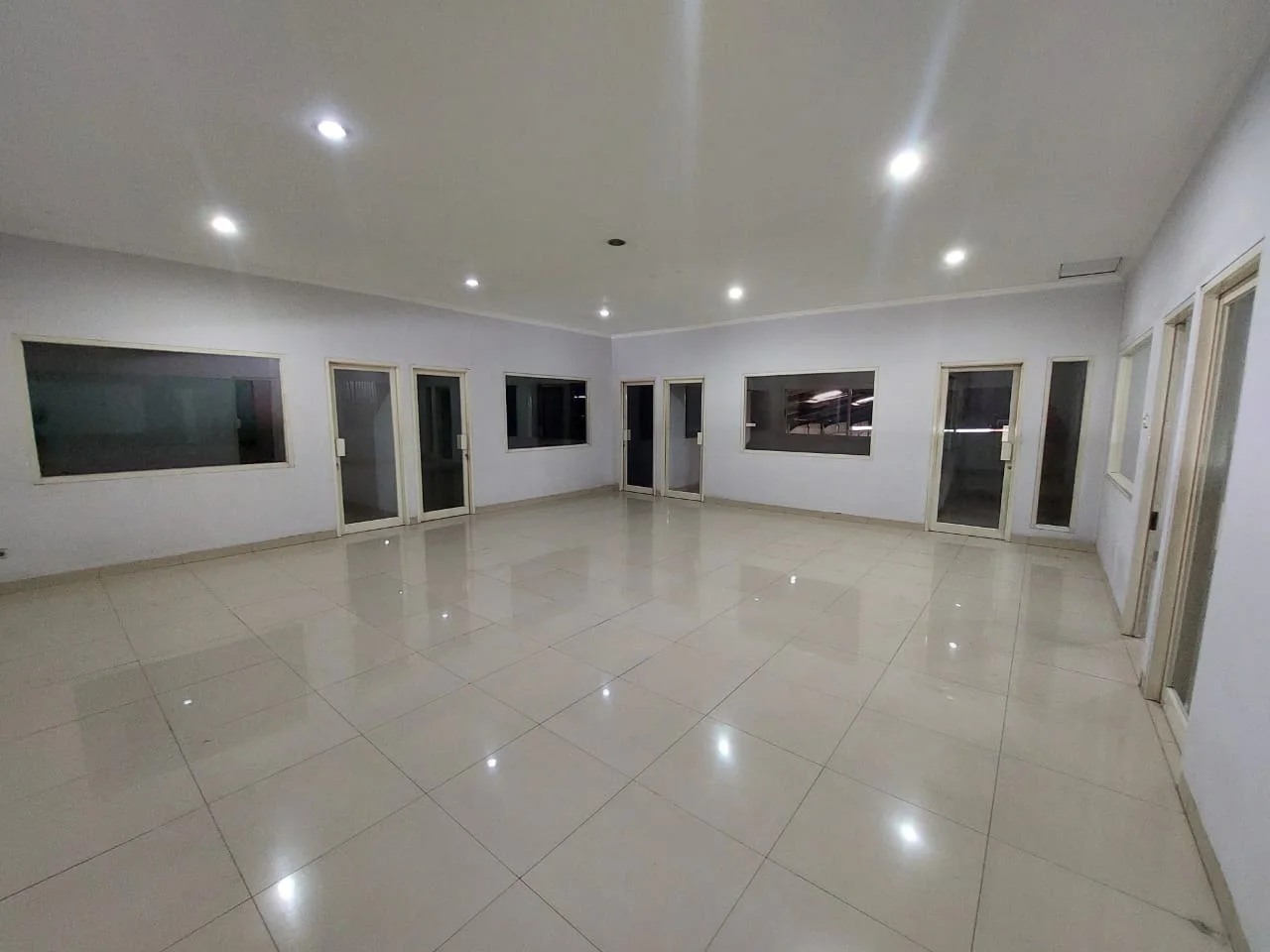 Dijual Gudang Siap Pakai 1.5 Lantai Margomulyo Permai Surabaya Barat - Thumbnail 4