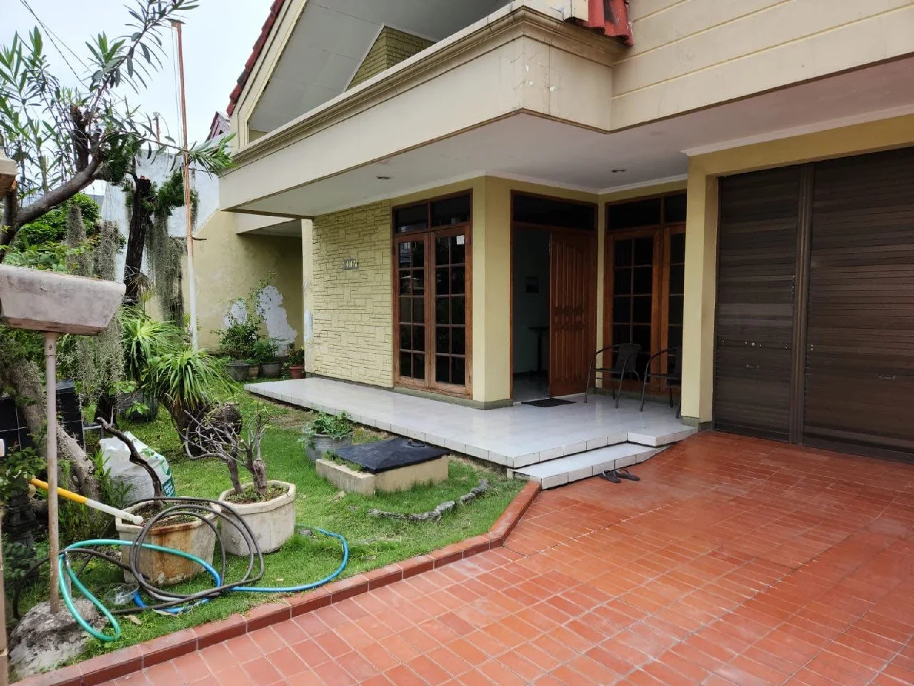 Dijual Rumah Kawasan Elit Dharmahusada Indah Surabaya Timur
