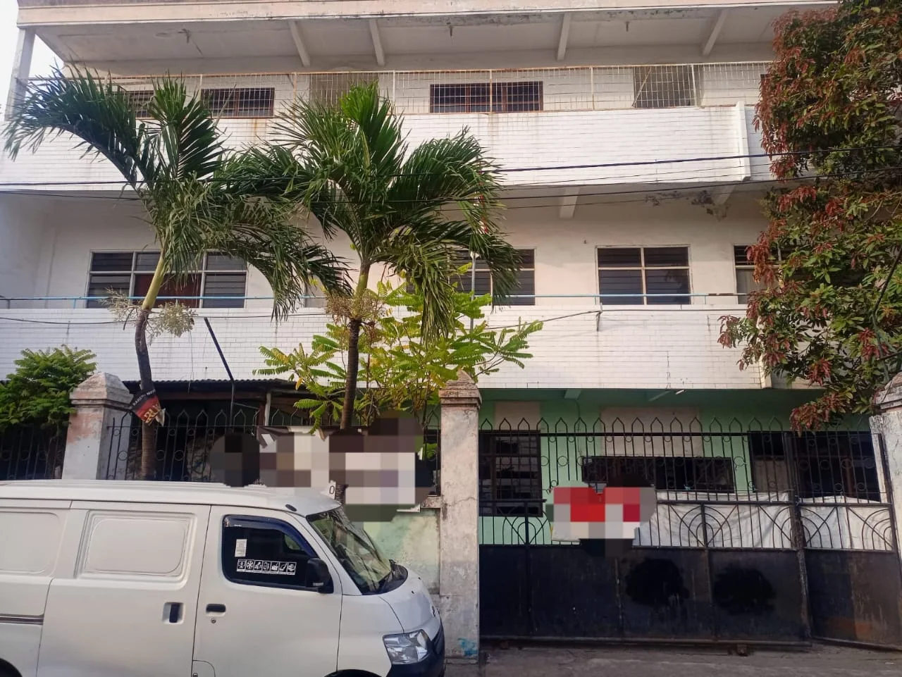 Dijual Gedung Siap Huni Lokasi Strategis Surabaya Timur