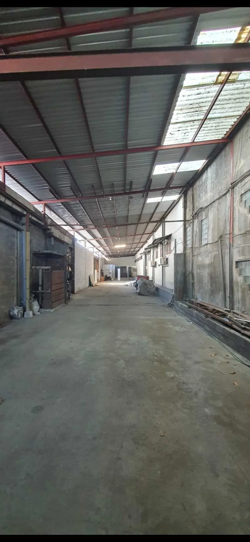 Disewakan Gudang Premium Siap Huni Lokasi Strategis di Raya Manukan Wetan, Surabaya Barat - Image 1
