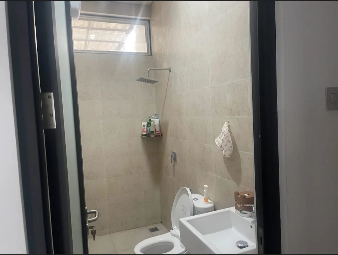 Jual Rumah Semi Furnish 2 Lantai Murah Strategis Tenggilis Mejoyo Selatan Surabaya Selatan - Thumbnail 4