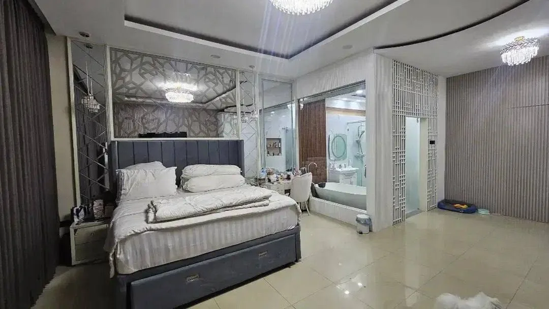 Dijual Rumah Cantik Kawasan Taman Mutiara Pakuwon City Surabaya Timur - Thumbnail 3