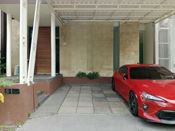 Disewakan Rumah Newton Hill Citraland Surabaya Barat