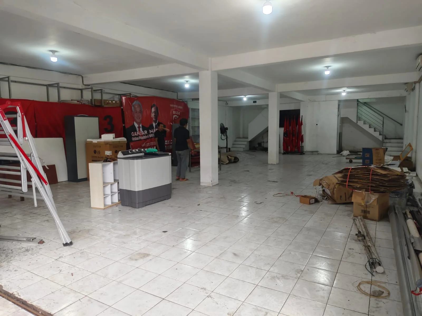 Disewakan Ruko 3,5 Lantai Murah Strategis Raya Kenjeran Surabaya Timur - Thumbnail 3