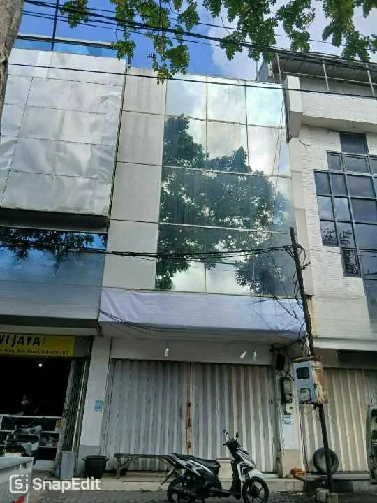 Disewakan Ruko Strategis Nol Jalan Kedungdoro Surabaya Pusat - Image 1