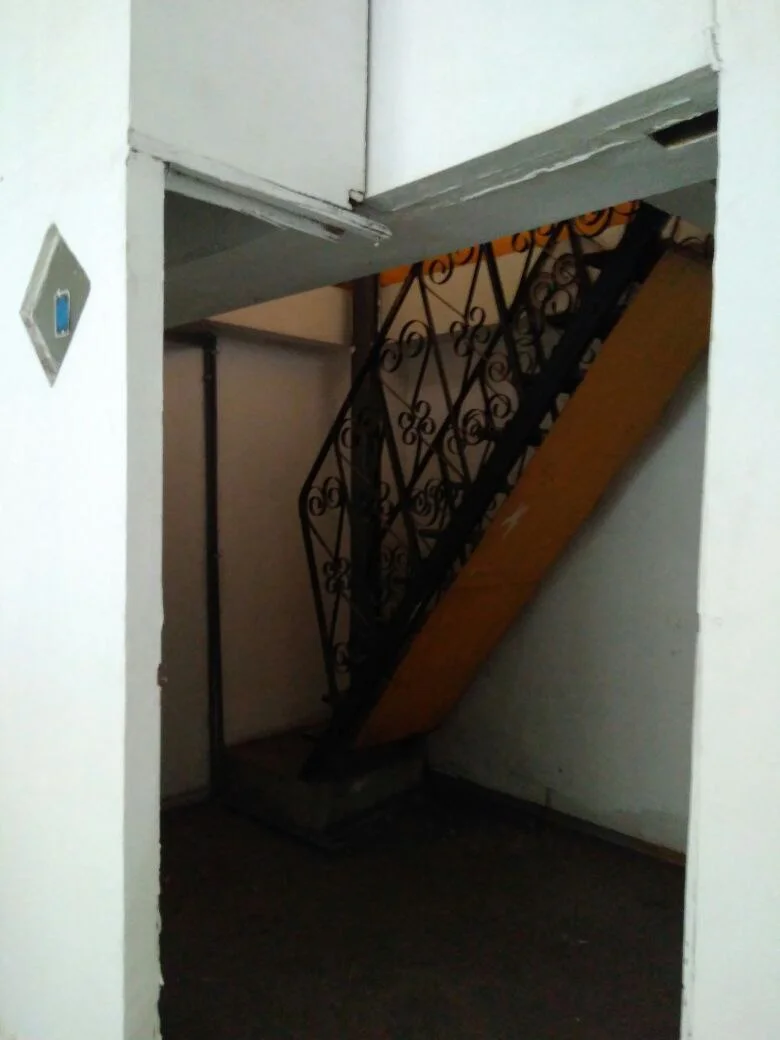 Dijual/Disewakan Ruko Strategis 2 Lantai di Darmo Park 1 Surabaya Barat - Thumbnail 2