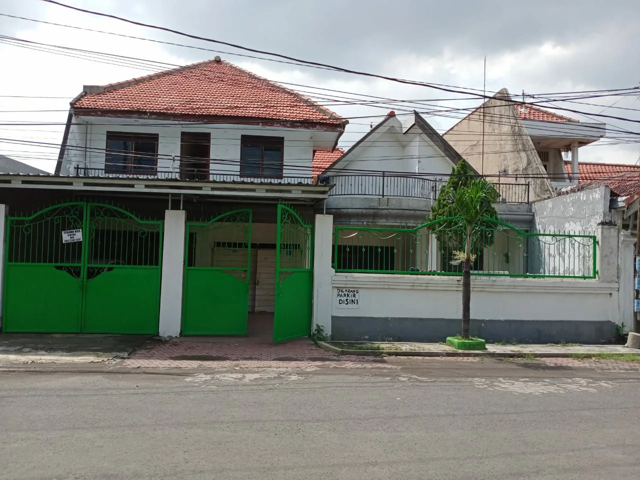 Dijual Rumah+ Kos aktif lokasi strategis Surabaya Selatan