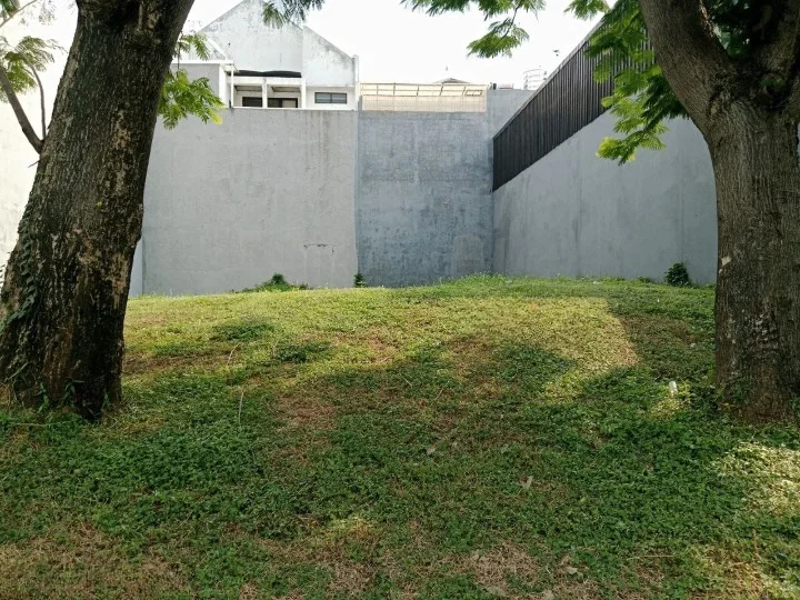Disewakan Tanah Ideal Villa Taman Telaga Wilayah Surabaya Barat