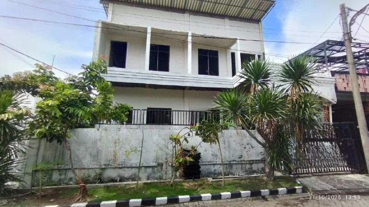 Dijual Rumah Luas Nyaman di Wilayah Surabaya Timur - Thumbnail 5