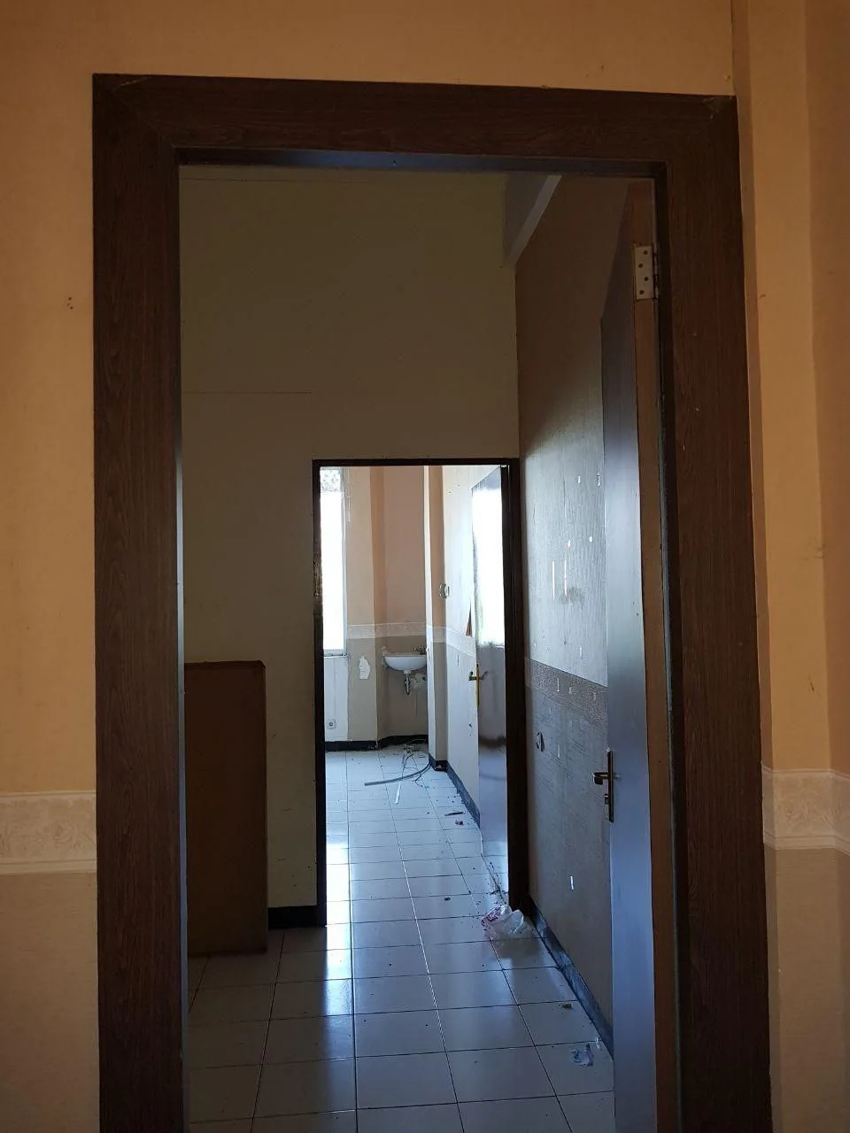 Dijual/Disewakan 2 Unit Ruko Komersial Strategis di Klampis Megah Surabaya Timur - Thumbnail 2