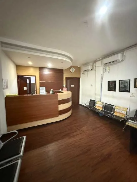 Disewakan Ruko 3 Lantai Lokasi Strategis di Ngagel Jaya Surabaya Timur - Thumbnail 5