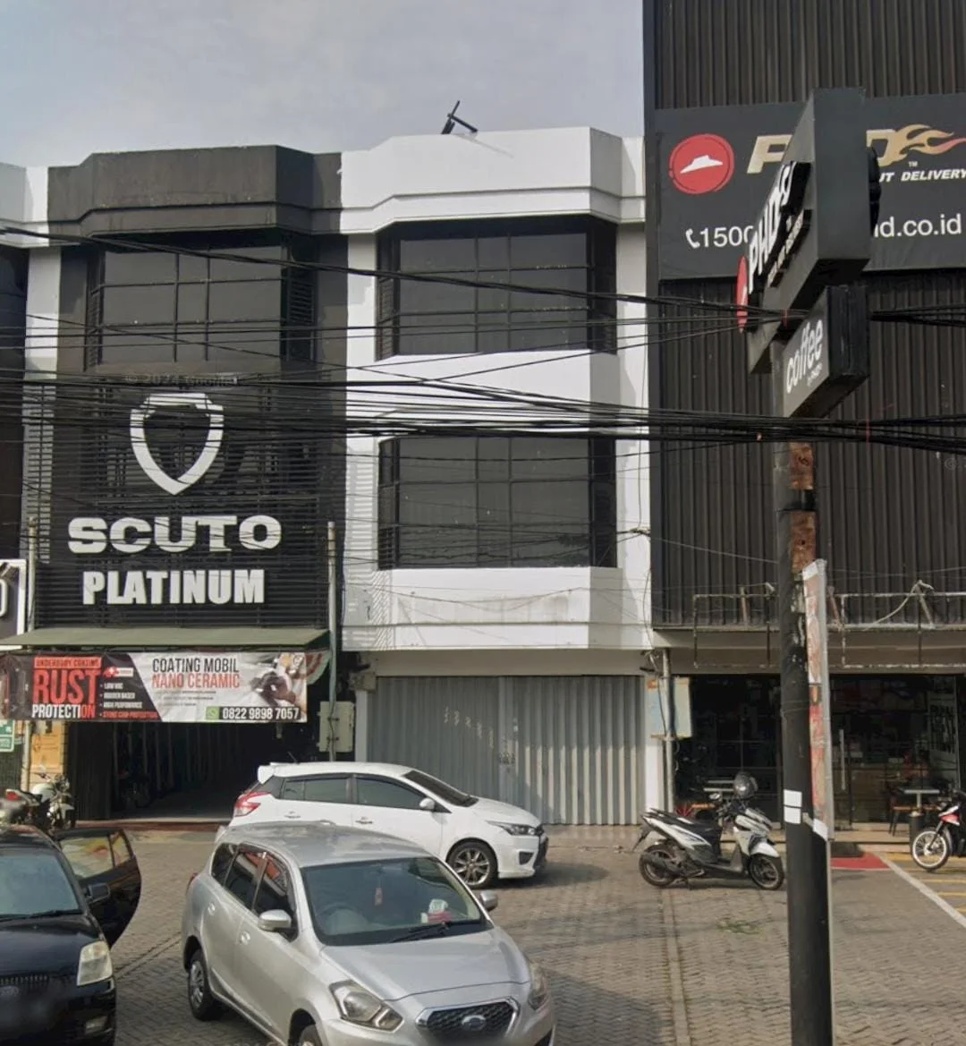 Disewakan Ruko 3 Lantai Raya Wiyung Lokasi Komersial Strategis Surabaya Barat - Thumbnail 2