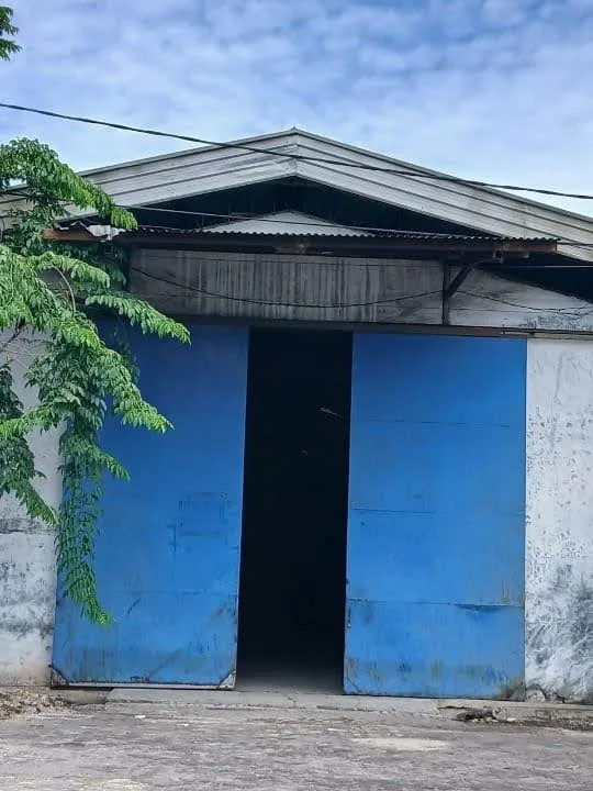 Disewakan Gudang Siap Huni di Margomulyo Permai Surabaya Barat - Image 1