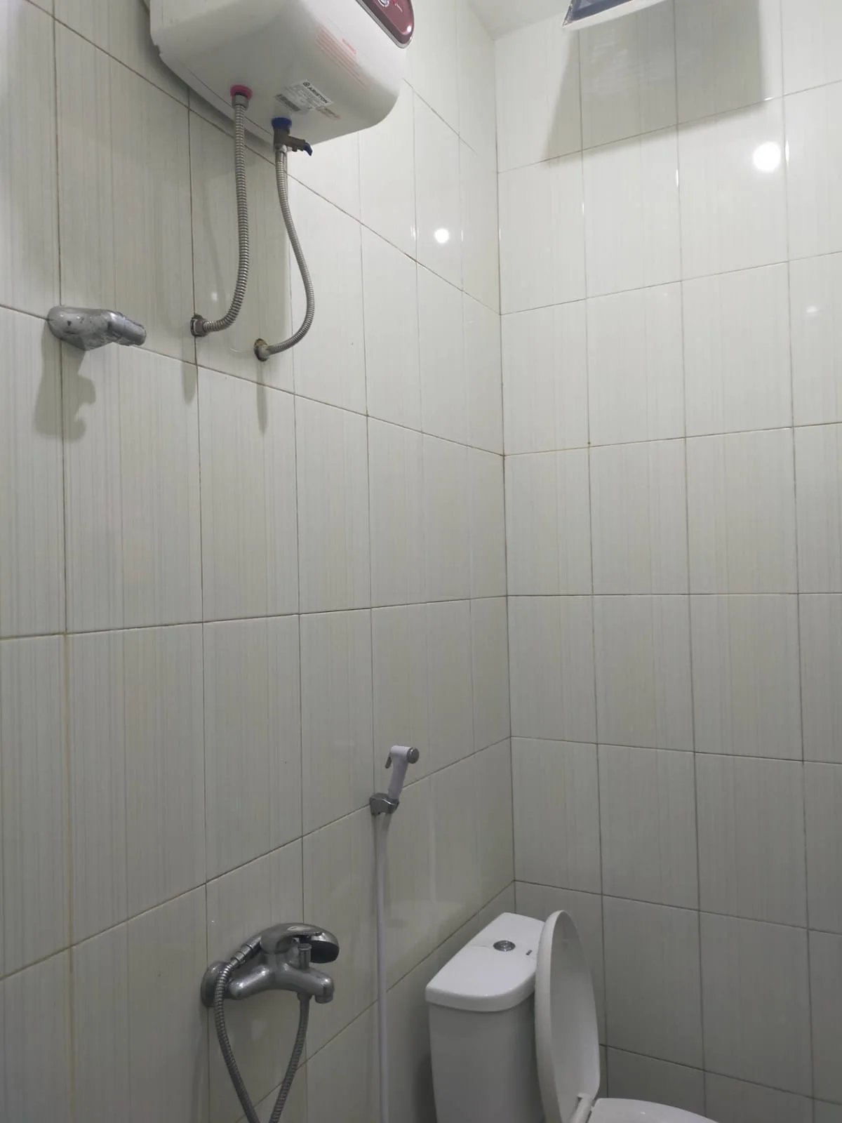 Dijual/sewa Rumah Bagus Siap Huni Lokasi di Pondok Chandra indah Sidoarjo - Thumbnail 5