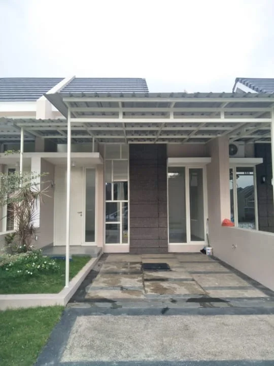 Jual / Sewa Rumah Siap Pakai Puri Safira Regency Menganti Gresik