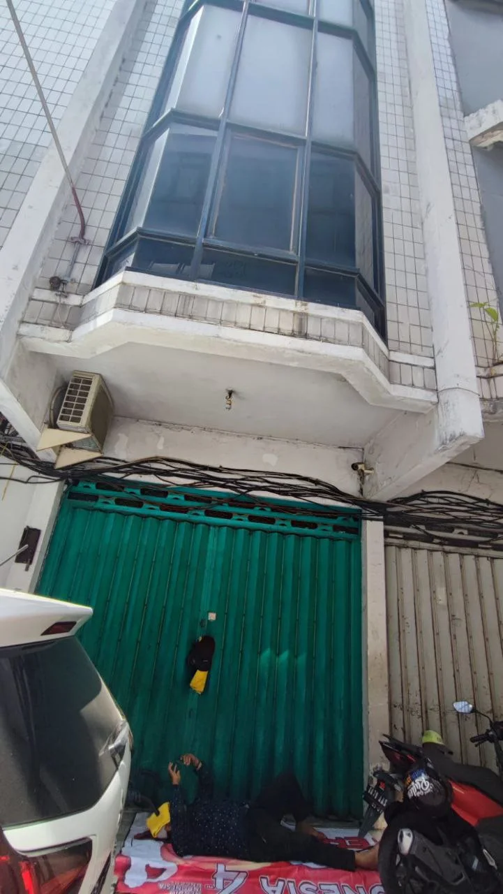 Dijual Ruko Strategis 4 Lantai di Kembang Jepun Surabaya Utara