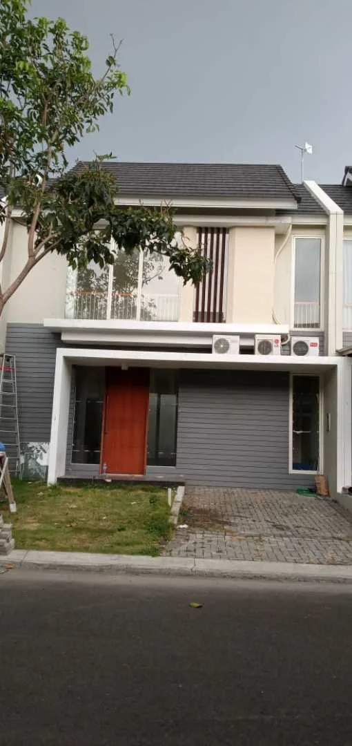 Dijual Rumah Lokasi Strategis di Northwest Park Citraland Surabaya Barat