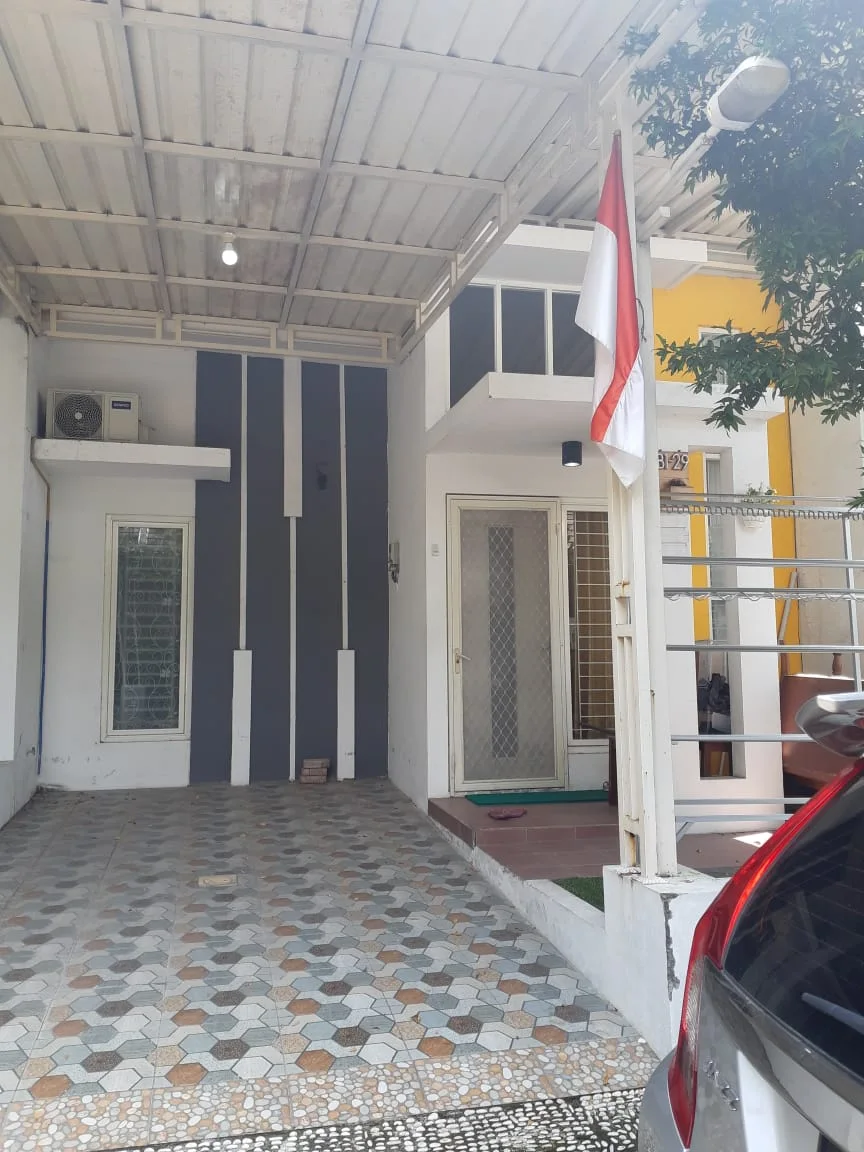 Dijual Rumah SHM Siap Huni di Wisata Semanggi Surabaya – Lokasi Tenang dan Akses Mudah