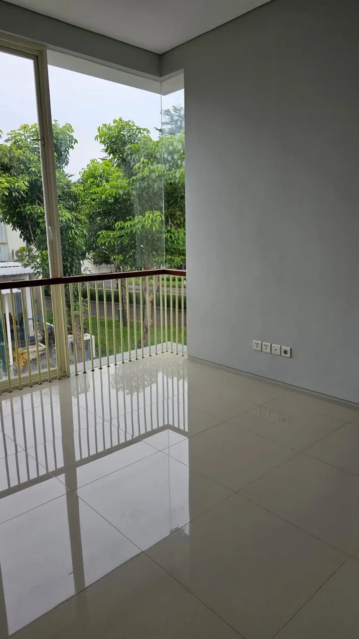Dijual Rumah Taman Puspa Raya CitraLand Utama Surabaya Barat