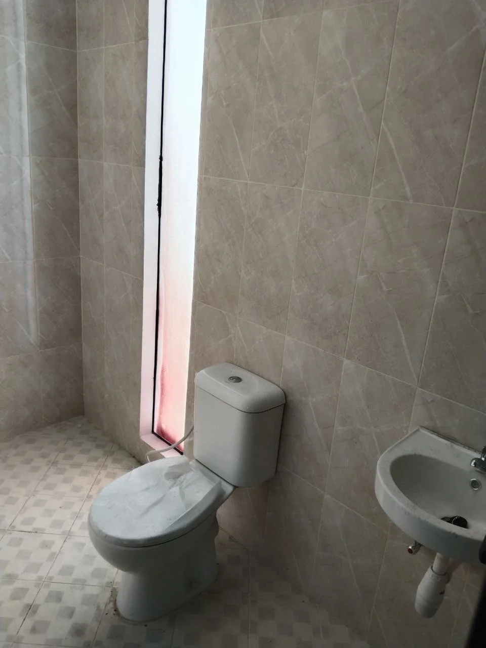Dijual Rumah Strategis Tenggilis Mejoyo Surabaya Selatan - Thumbnail 3