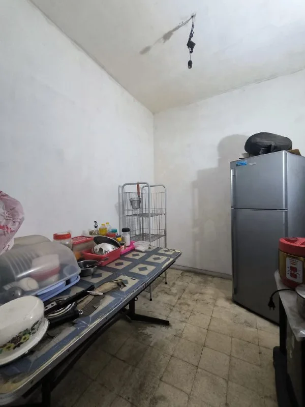 Dijual Ruko 3 Lantai Strategis di Jalan Kapasan Surabaya Utara - Thumbnail 3