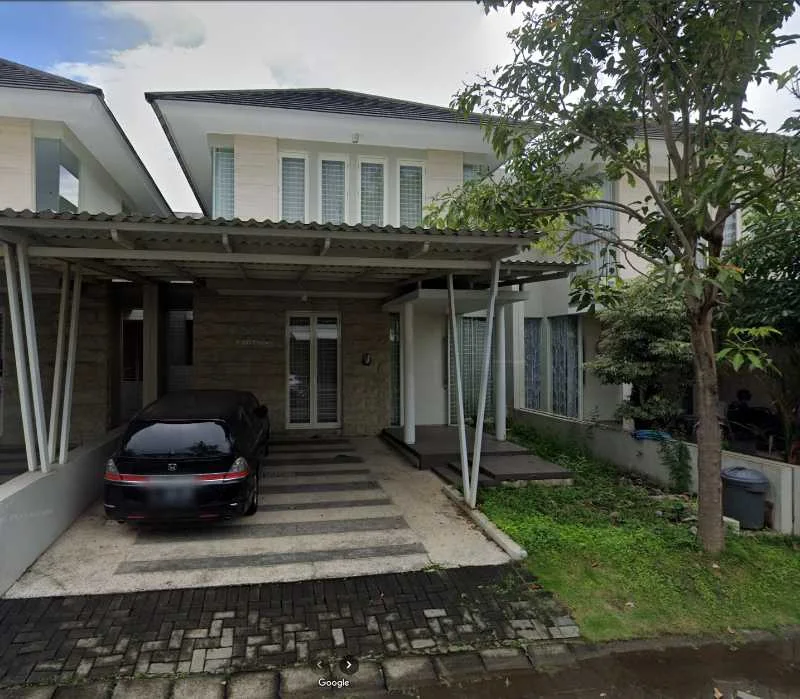 Dijual Rumah Nyaman Greenlake Citraland Surabaya Barat