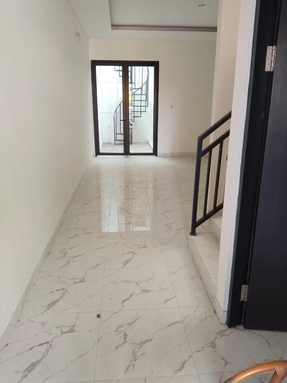 Dijual Rumah Baru 2 Lantai di Semolowaru Tengah Surabaya Timur - Thumbnail 6