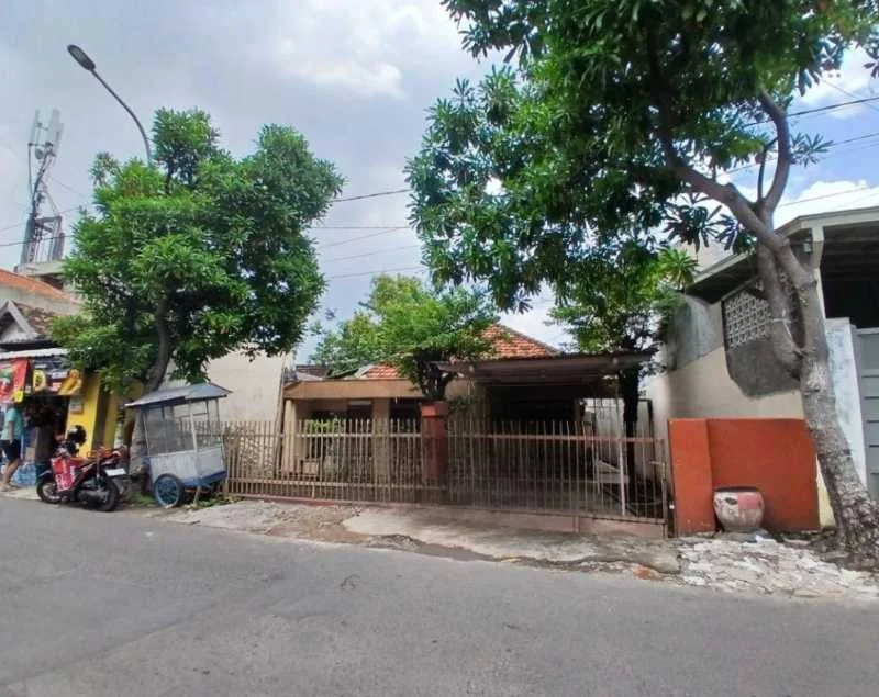 Dijual Rumah Strategis Raya Jetis Surabaya Selatan