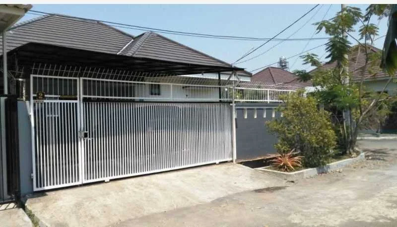 Dijual Cepat Rumah Modern Minimalis Hook Wonorejo Indah Surabaya Timur