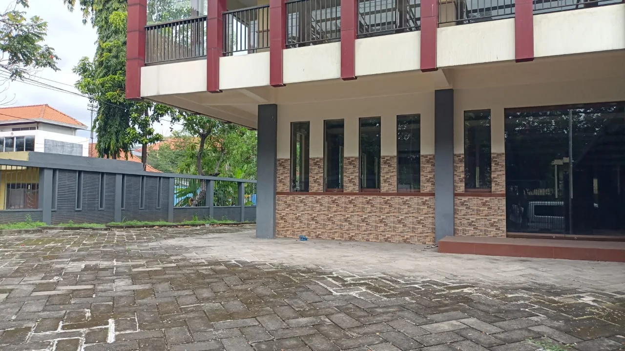 Jual Gedung / Rumah Usaha Jaksa Agung Suprapto Lokasi Premium Strategis Surabaya Pusat
